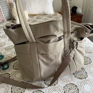 Lululemon On My Level Duffel Bag Chambray 30L